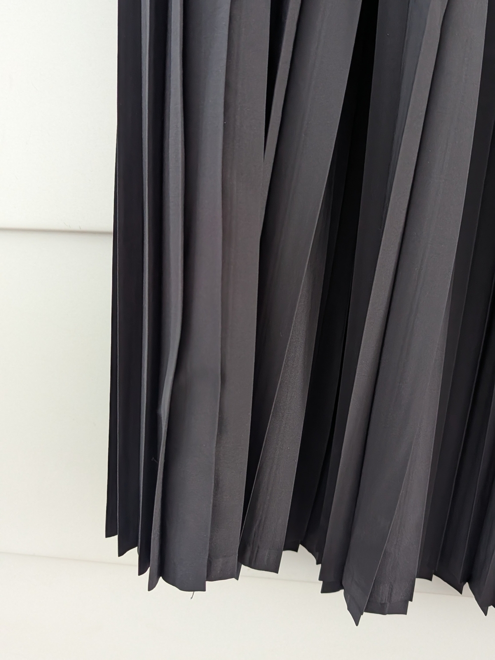 aerie Balletcore Maxi Skirt, Black Pleated, XL - Picture 2 of 8